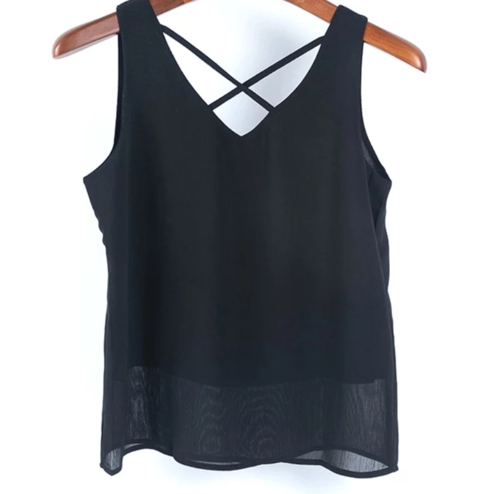 BLACK V NECK SLEEVELESS BLOUSE